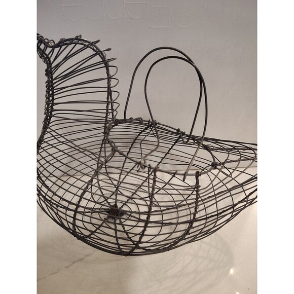 VTG Wire Egg Basket Hen Chicken Bird Metal Handles Farm Homestead 11.5 X 8.5” - Picture 3 of 8